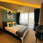 Nj Family Garden Apartament *